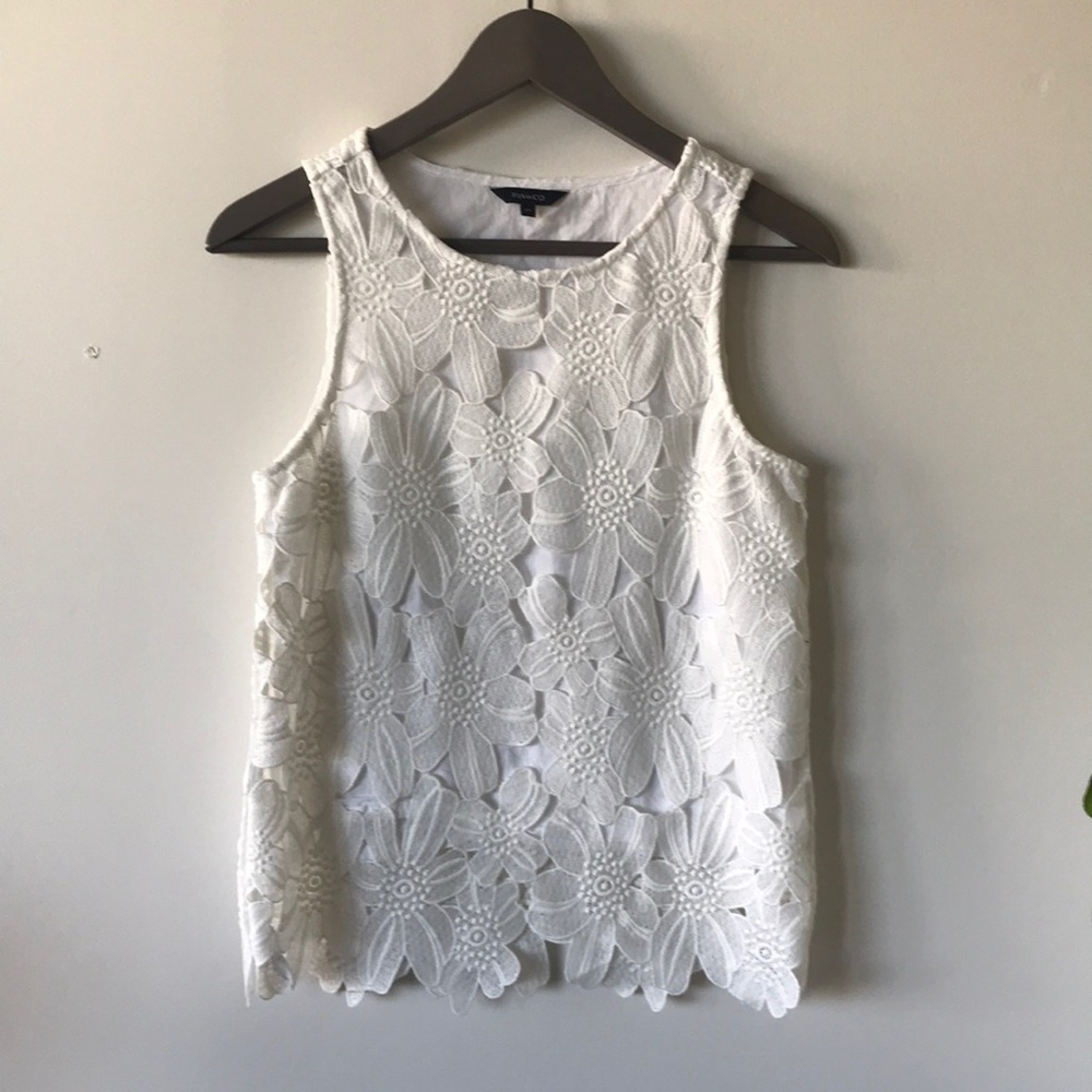 White sleeveless Floral lace top size small RW&co
